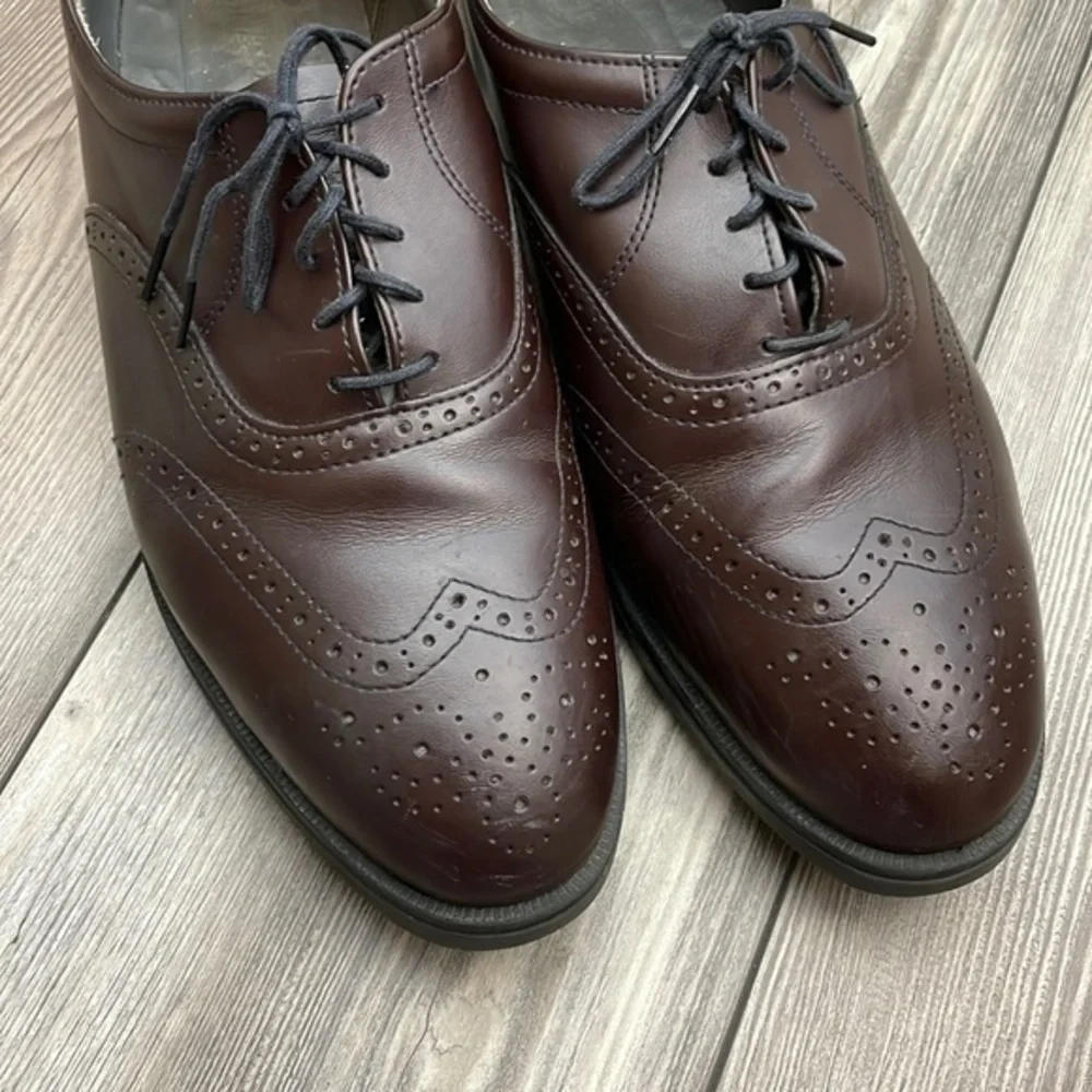 RED WING SHOES Men's Dark Brown Wingtip Dress Shoes, Size 11, EUC